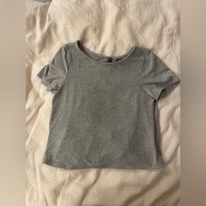 ALYA - Gray Open-Back Tie T-Shirt – Size Small, NWOT